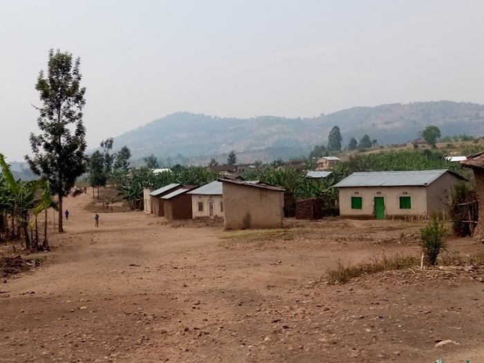Abatuye mu Gasantere ka Gashoba bifuza amashanyarazi