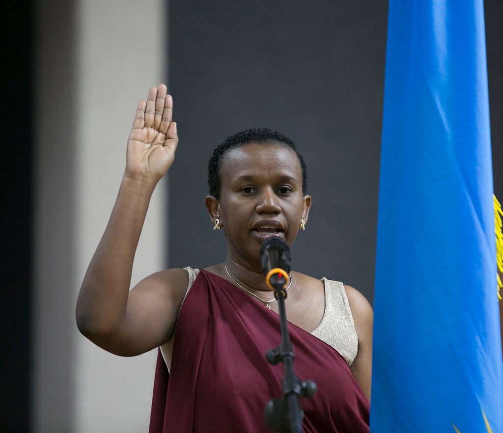 Madamu RWANYINDO KAYIRANGWA Fanfan, Minisitiri w'Abakozi ba Leta n'Umurimo