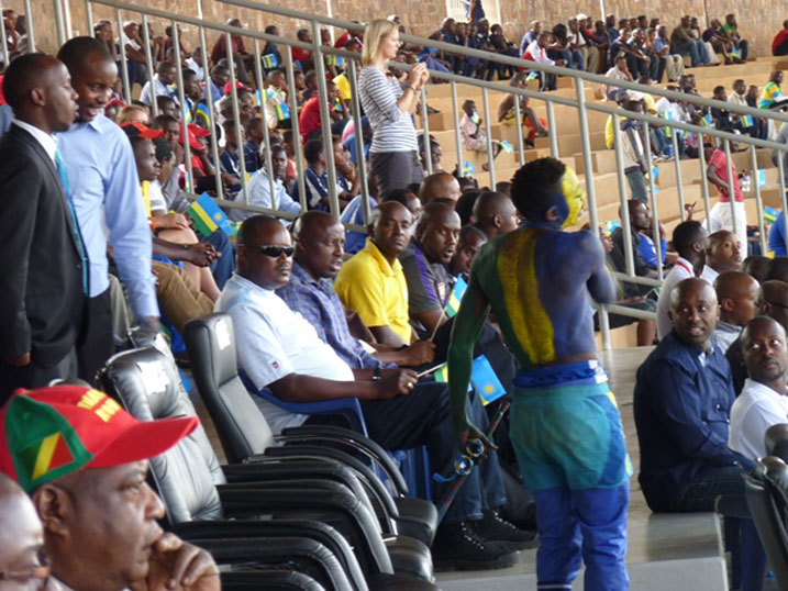 Rwarutabura yagaragaye ashwana n'abayobozi be ku mukino w'amavubi na Congo.