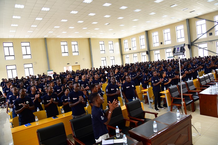 Ba rwiyemezamirimo b'urubyiruko 350 ruturutse mu Turere twose two mu gihugu bitabiriye aya mahugurwa abongerera ubumenyi mu byo bakora