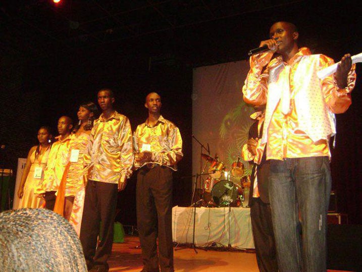 Bamwe mu batangije Salax Awards. Uhereye ibumoso: Emma Claudine, Cynthia Rupari, Kalisa Etienne, Rutayomba D. Tsuki, Mike Karangwa na Ally Soudy