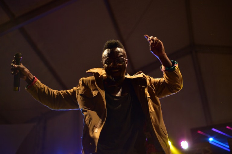 Savara Mudigi yakoresheje imbaraga nyinshi asusurutsa abakunzi ba Sauti Sol