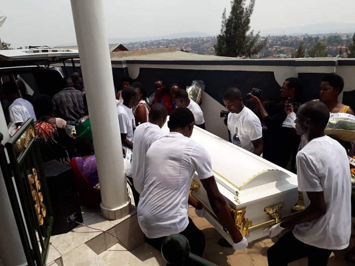 Gushyingura Hatangimana wiyahuye byabereye ku irimbi ry'i Nyamirambo kuri uyu wa kabiri
