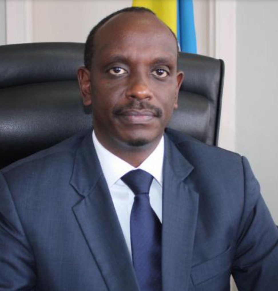 Dr Richard Sezibera asimbuye Min Mushikiwabo Louise watorewe kuyobora OIF