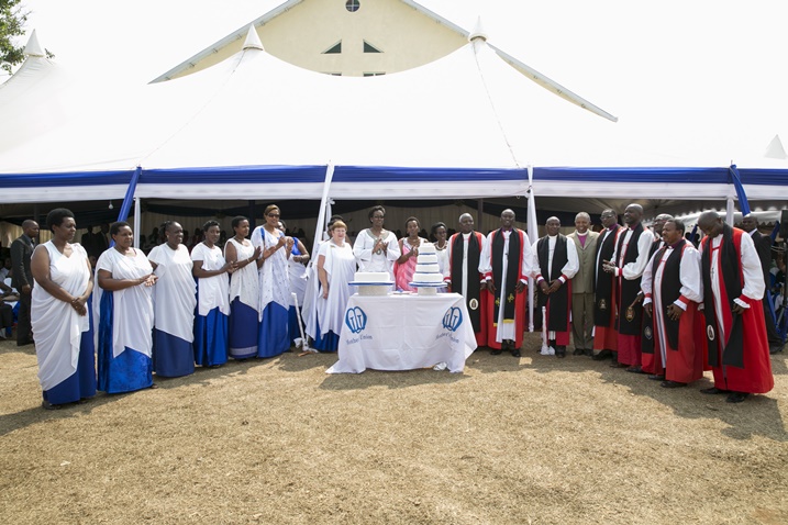 Madame Jeannette Kagame hamwe n'abari bitabiriye ibi birori.