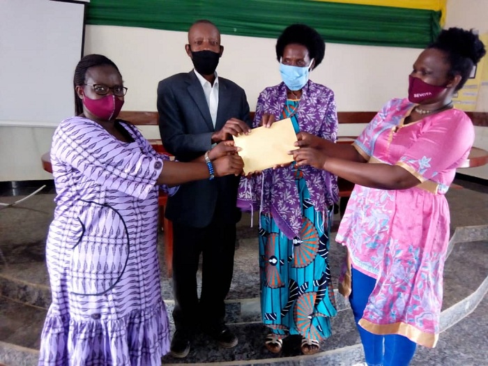 Umuryango SEVOTA ufasha iyo miryango kwiteza imbere ngo isohoke mu bwigunge