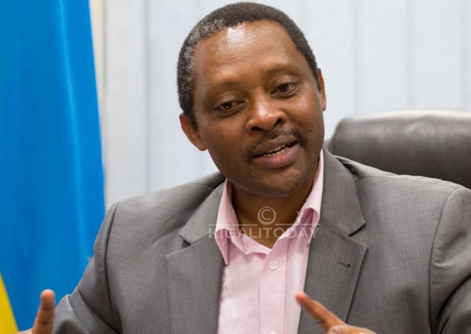 Prof Shyaka Anastase Umuyobozi w