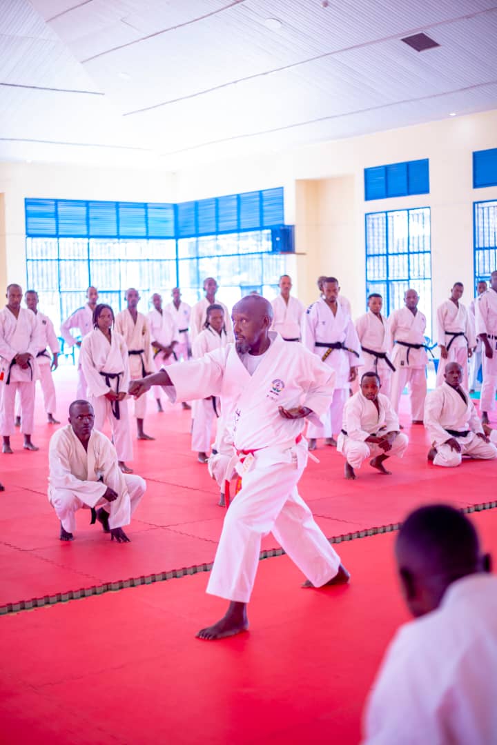 Sinzi Tharcisse ni umwe bakomeye mu mukino wa karate mu Rwanda uri no mu batanze amasomo