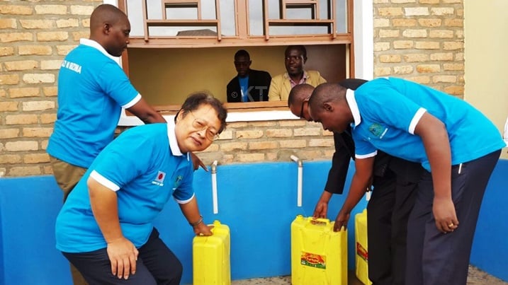 Tomio Sakamoto avuga ko inkunga ikoreshwa mu kubona amazi meza igira uruhare mu guteza imbere imibereho myiza y