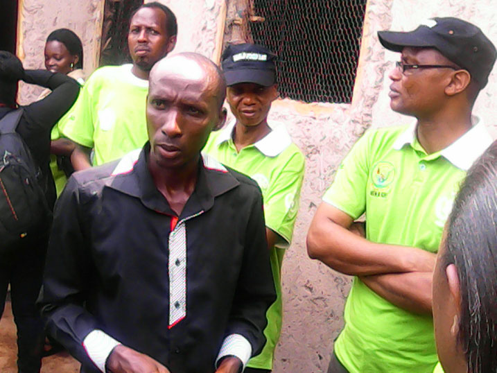 Havugimana avuga ko uwamwongerera ubumenyi ku bworozi bw'inkoko yarushaho kubuteza imbere.