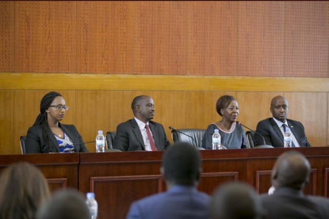 Mishikiwabo yizeje abakozi ba MINAFFET ko bazakorana neza na Dr Sezibera umusimbuye