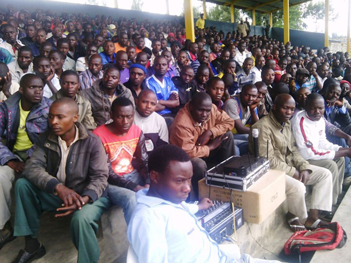 Ubukangurambaga ku gukumira impanuka bwitabiriwe n'abanyonzi n'abamotari bo mu karere ka Musanze.
