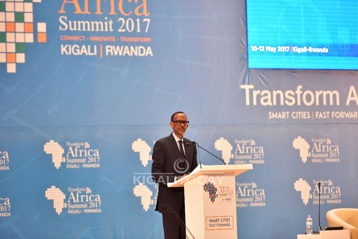 Perezida Kagame avuga Ijambo mu nama ya Transform Africa