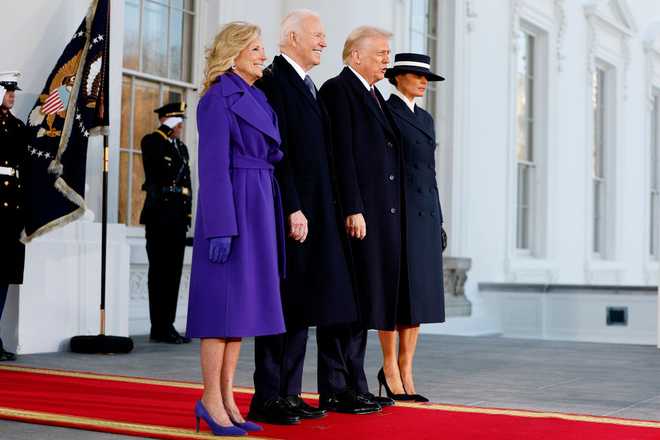 Trump yameze kujya gusezera kuri Biden urangije manda