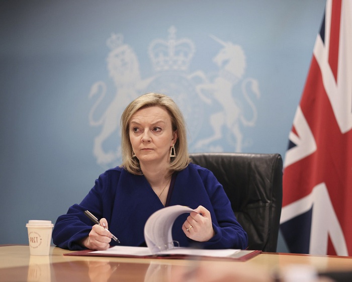Liz Truss, Minisitiri w