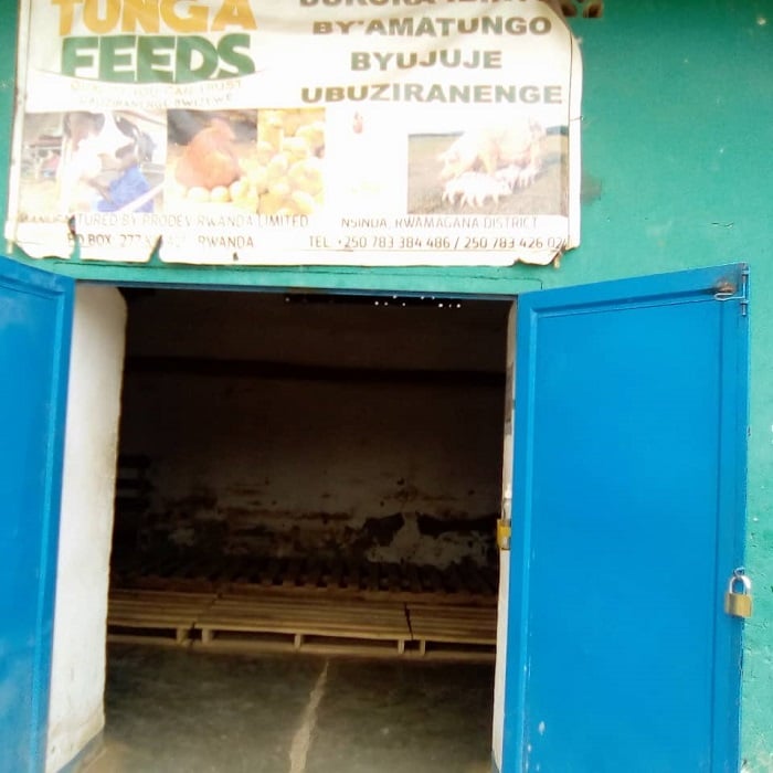 Basaba Tunga Feeds ko yakongera ingano y'ibiryo by'amatungo ikora