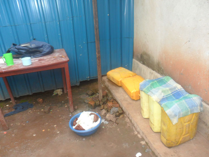 Ubwo bamutwika yari ahugiye mu kumesa.