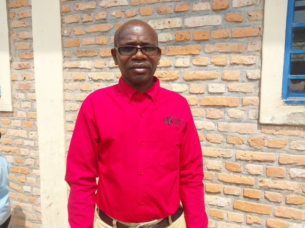 Ayimanimpaye Pontien, undi mubyeyi ufite umwana mu ishuri ry'incuke