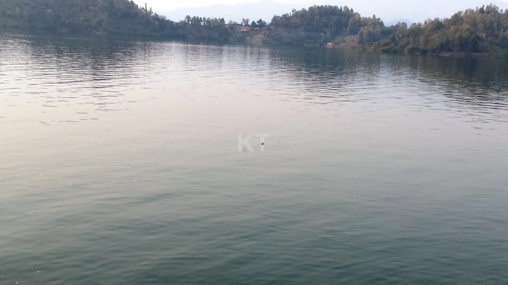 Uburobyi butemewe n'amategeko bukorerwa mu kiyaga abayobozi babigizemo uruhare ngo bugomba gucika.