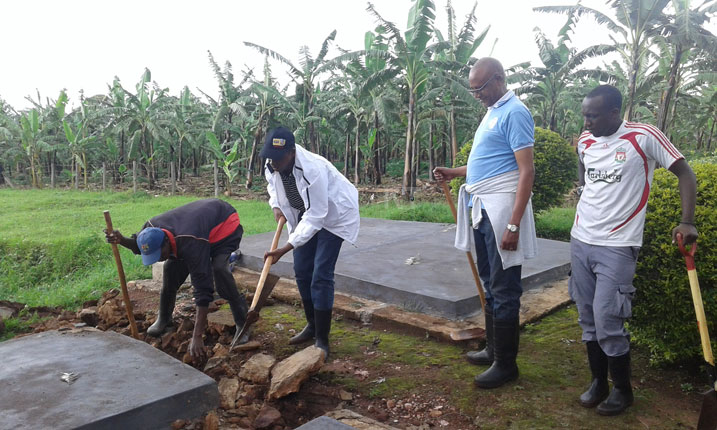 Abayobozi b'akarere na bo bitabiriye uyu muganda.