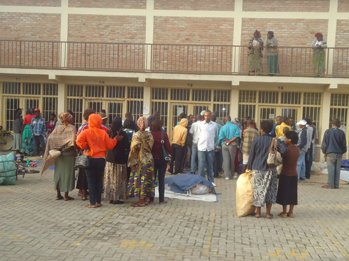 Ubuyobozi bwabasabye gutuza ikibazo kigashakirwa umuti.