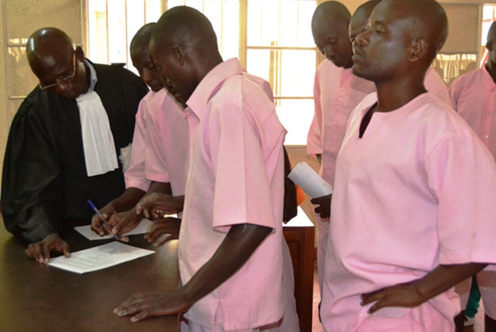 Aha ni tariki ya 30/12/2014 ubwo basinyiraga ibyo bamaze kuvuga mu rubanza.