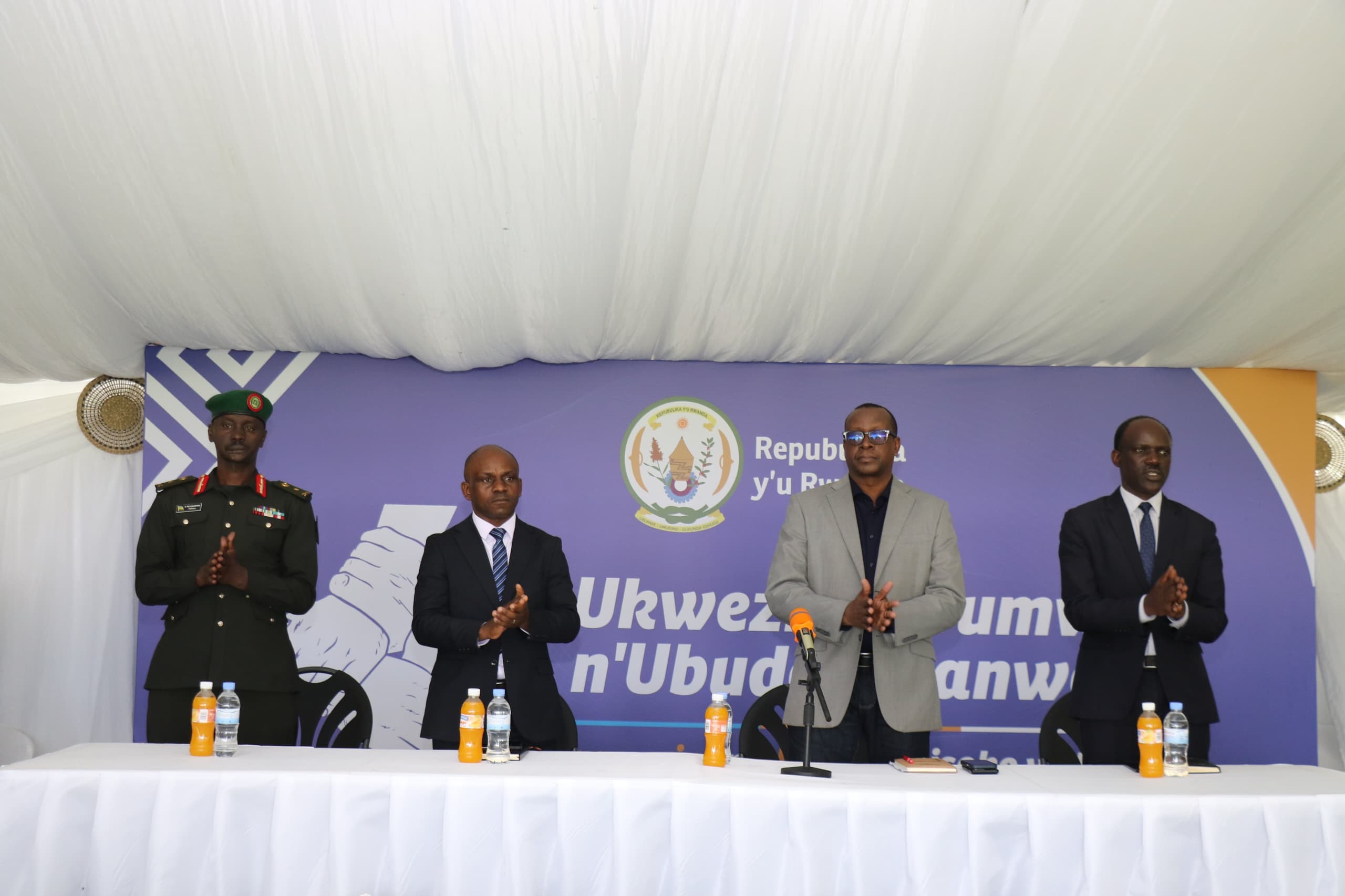 Ubwo Minisitiri Bizimana yasuraga Akarere ka Nyamasheke yababwiye ko bakwiye kumenya gusesengura imvugo z'urwango batitaye ko abazikoresha ari abana babo bazwi
