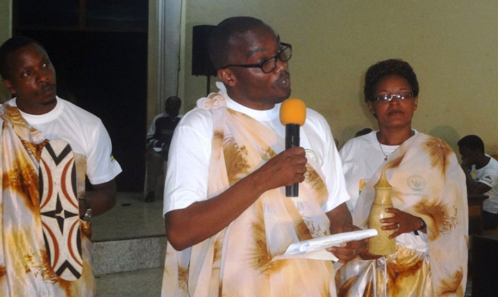 Munyankusi avuga ko bazakomeza gushishikariza abikorera bo mu majyaruguru gukorana n'ibigo by'imari mu rwego rwo guhashya "Banki Lambert".