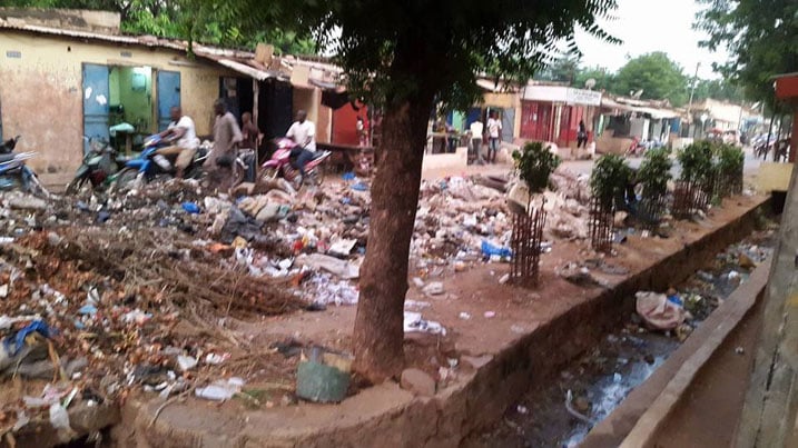 Kamwe mu gace ka Bamako muri Mali bigaragara ko gakene gukorwamo umuganda.