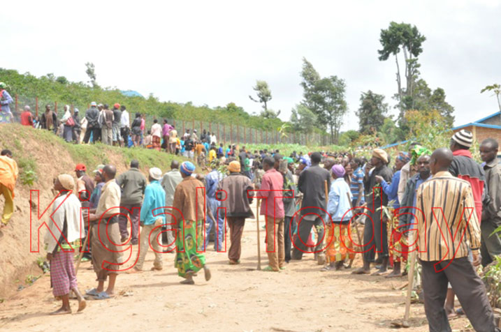 Muri ibi bikorwa bafatanyije n'abaturage benshi dore ko byahuriranye n'umuganda rusange.