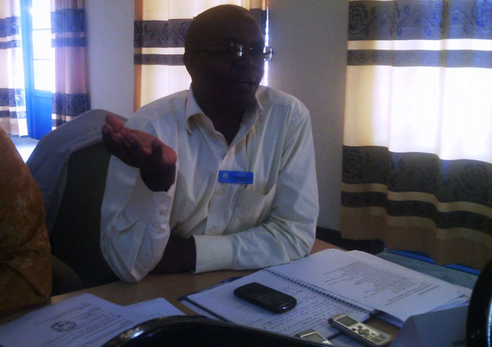 Umujyanama mu karere ka Muhanga, Uhagaze François, asaba ko hakorwa ubuvugizi ku itegeko ribangamira abajyanama gupiganira amasoko ya Leta.