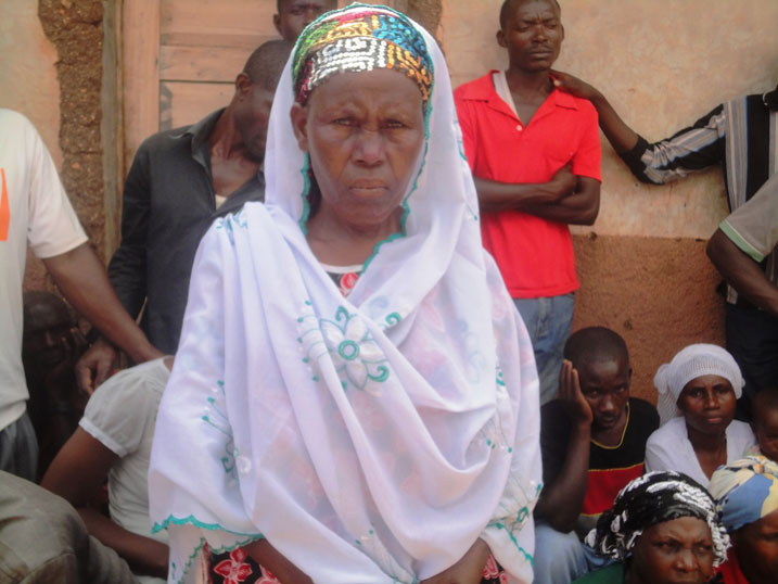 Umukecuru w'imyaka 58 nawe yemeza ko mu kagoroba k'ababyeyi bigiramo byinshi bibafasha.