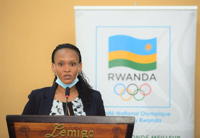 Visi-Perezida wa mbere yabaye Umuringa Alice uturuka muri Federasiyo ya Volley