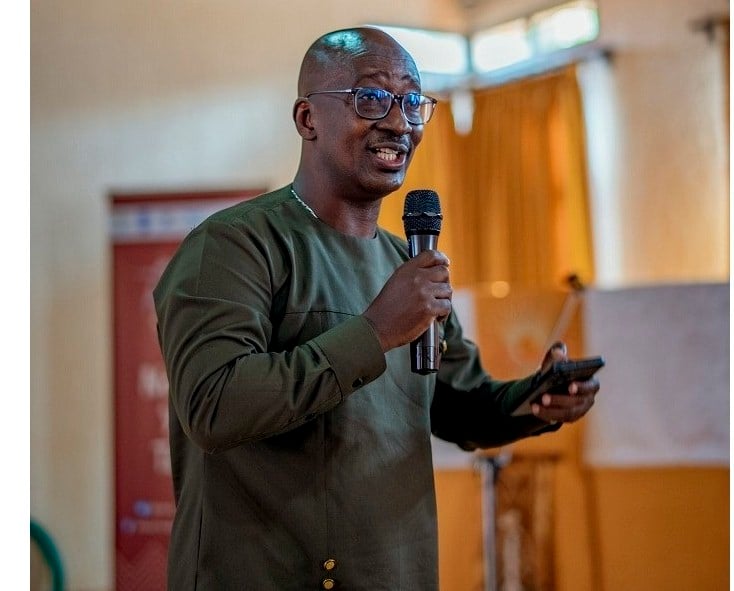 Twahirwa avuga ko aba mbere banyuze muri ArtRwanda-Ubuhanzi batangiye kubyaza umusaruro impano zabo 