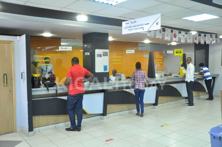 Umufatabuguzi wa WASAC azajya yishyurira amazi kuri Cogebanque abe abirangije atiriwe ajya gutonda umurongo kuri WASAC.