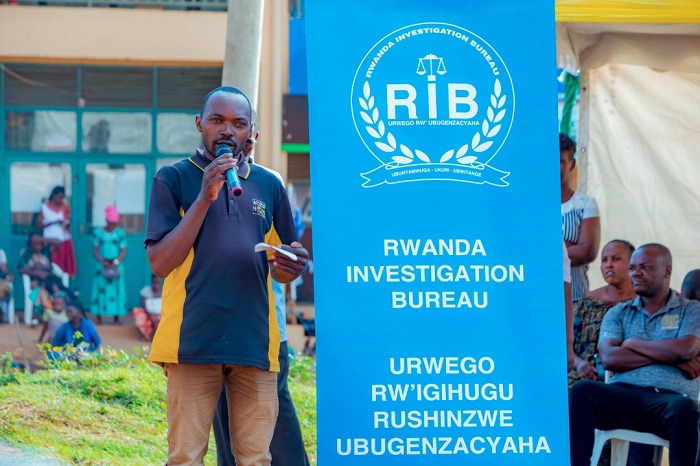 Abaturage barisanzura bakabaza ibibazo byose bafite bifuza ko bikemurwa