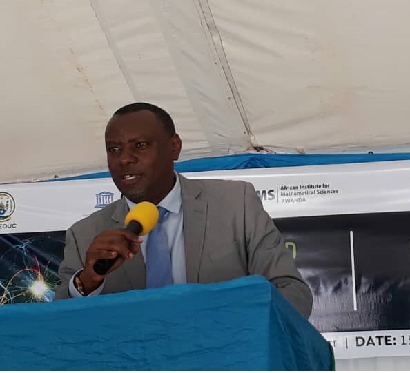 Umunyamabanga wa Leta muri MINEDUC, Dr. Isaac Munyakazi