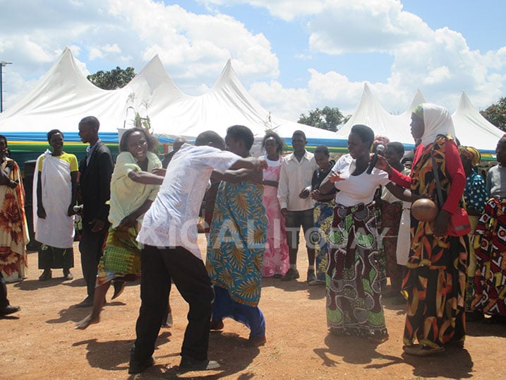 Umuryango RWAMREC ushinzwe kurwanya ihohoterwa werekanye mu mukino ko rigira ingaruka mu muryango.