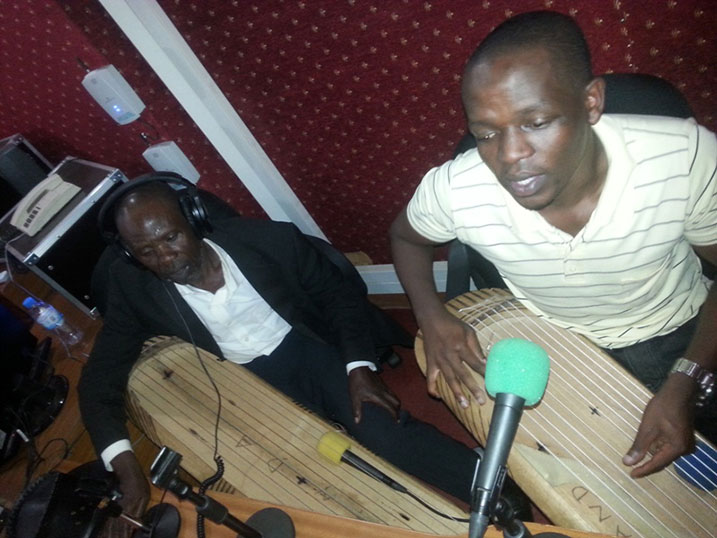Umusaza Mushabizi na Ngarukiye basusurukije abakunzi b