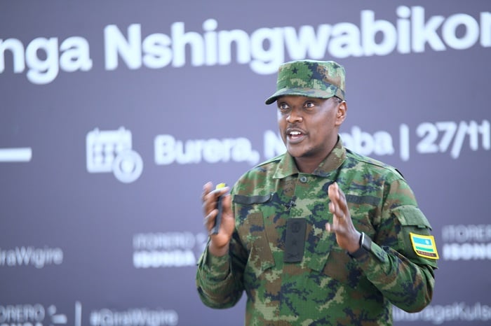 Umuvugizi w'Ingabo z' u Rwanda ari mu batanze ibiganiro mu Itorero Isonga