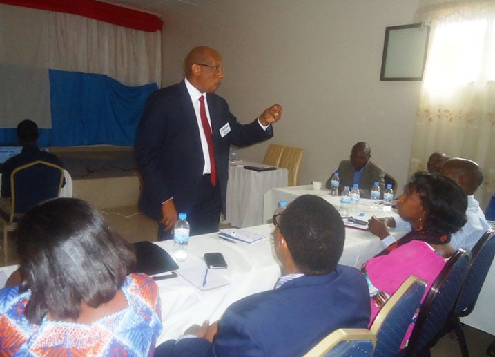 Umuyobozi Mukuru wa HEC, Dr Innocent S. Mugisha, asaba ko abigisha muri kaminuza batarize kwigisha bagomba kubyiga.