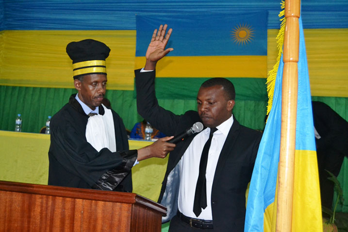 Uwizeyimana Abdoul Kalim arahirira kuyobora Akarere ka Rwamagana.