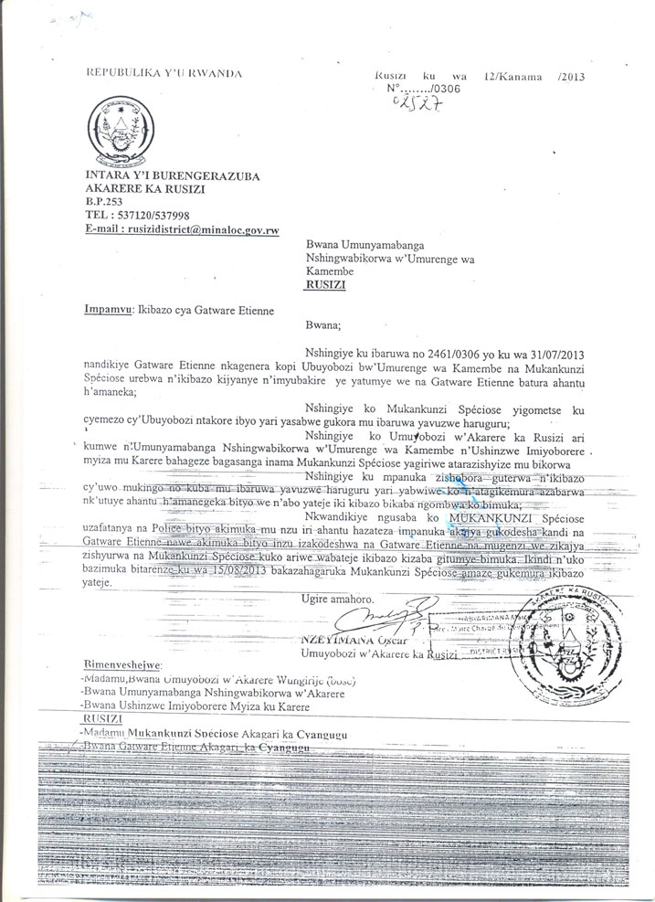 Umuyobozi w'akarere yasabye umuyobozi w'umurenge na police gukemura ikibazo ariko na n'ubu ntikirakemuka.