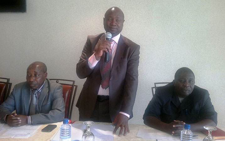 Umuyobozi w'Akarere ka Kisoro yemereye uw'aka Burera ubufatanye mu guhashya icuruzwa ry'abantu.