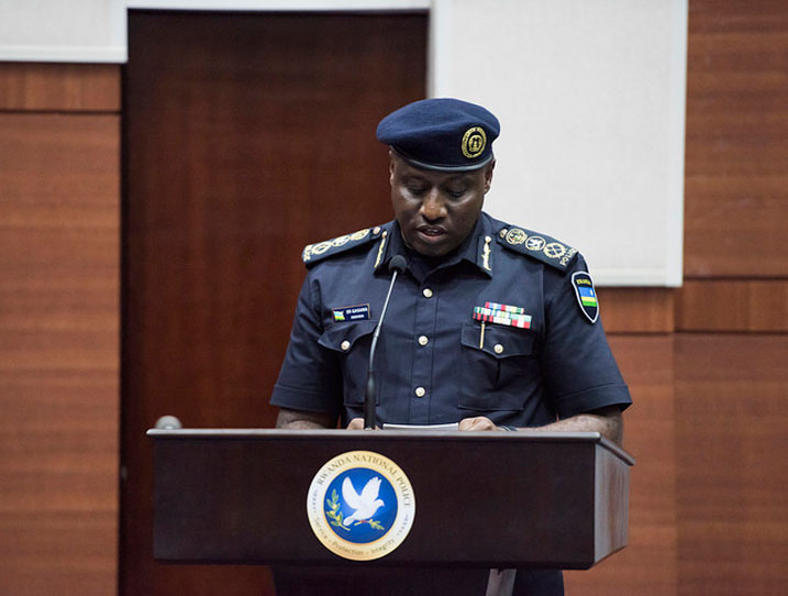 Umuyobozi wa Polisi y'u Rwanda, IGP Emmanuel Gasana, ashimira Perezida Kagame ko adahwema kubafasha kuzamura ubunyamwuga bwa Polisi.