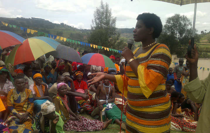Uwambajemariya asaba abanyaburera gutanga umusanzu mu kurwanya icuruzwa ry'abantu.