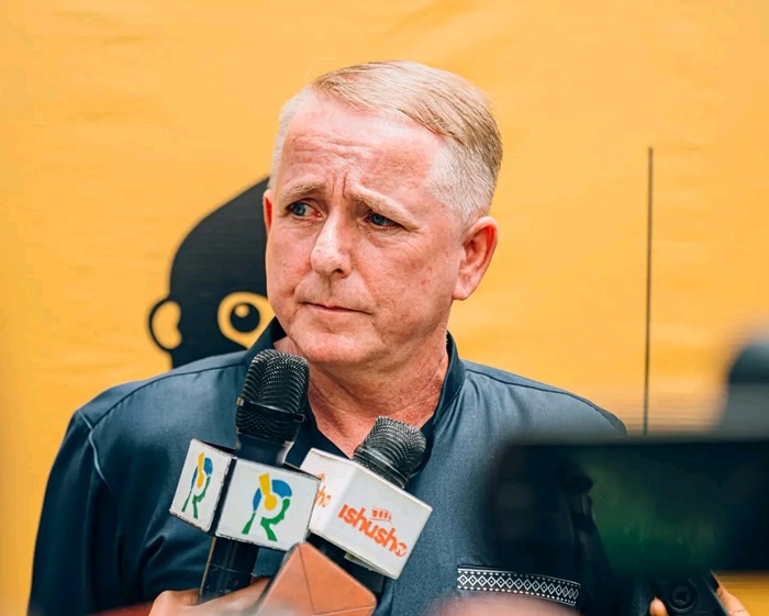 Umuyobozi Mukuru wa Gorilla's Coffee Donal Murphy yavuze ko bishimiye gukorana na Kiyovu Sports bizeye ko nabo bazayifsha kubona intsinzi
