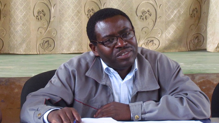 Umuyobozi w'akarere ka Gakenke arasaba abayobora imirenge gukaza ingamba zo kurinda ibirango bya leta birimo amabendera.