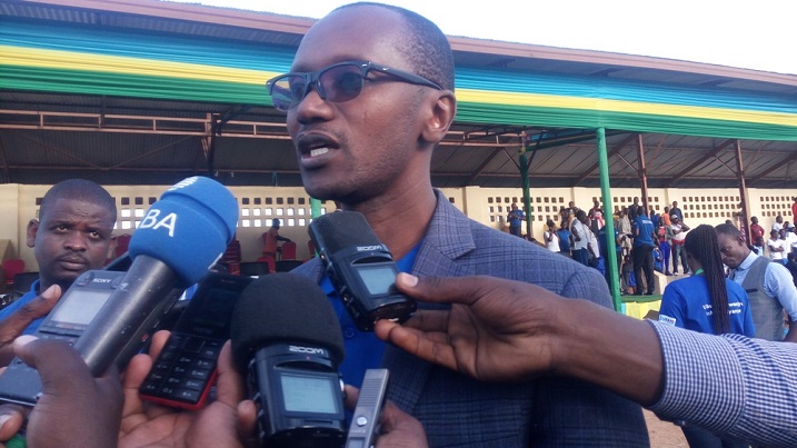 Umuyobozi w'Akarere ka Nyanza, Erasme Ntazinda, avuga ko urutonde rw'abana batewe inda muri Nyanza, n'abo bavuga ko bazibateye, rwashyikirijwe RIB