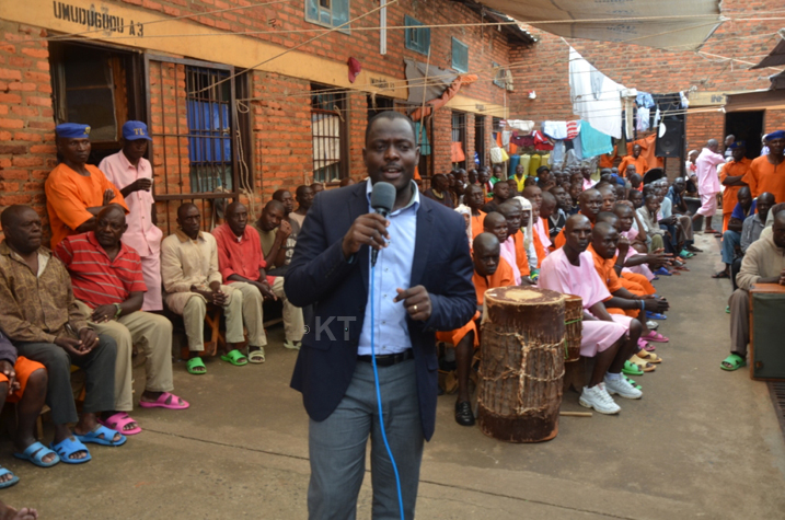 Umuyobozi w'Akarere ka Rusizi yizeza abagororwa ko bazahuzwa nabo bahemukiye mbere y'uko uyu mwaka urangira